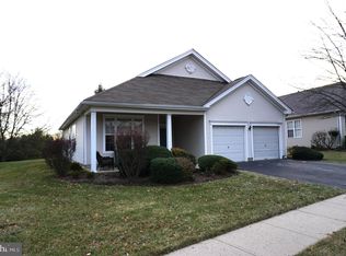 20 Stanford Rd E, Pennington, NJ 08534