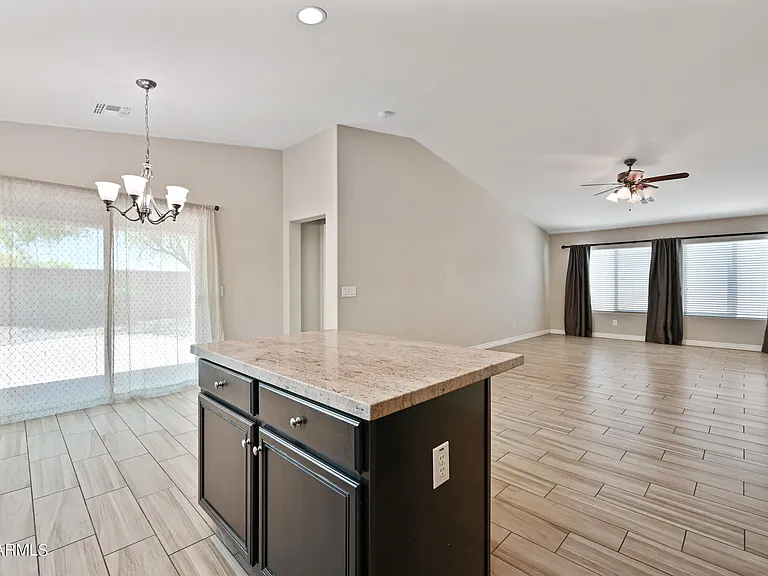 2209 E Hazeltine Way — Photo 9