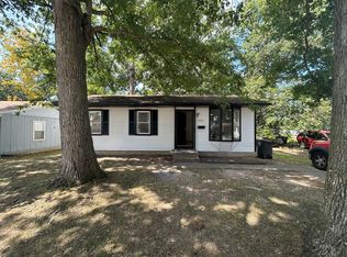 6122 Landsdowne Dr, Fort Wayne, IN 46816