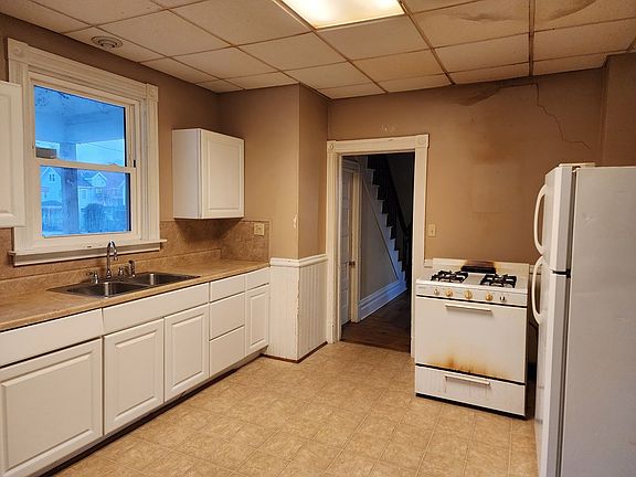 3rd image of 515 South St