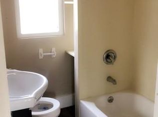 906 W Main St APT 1, Marshalltown, IA 50158