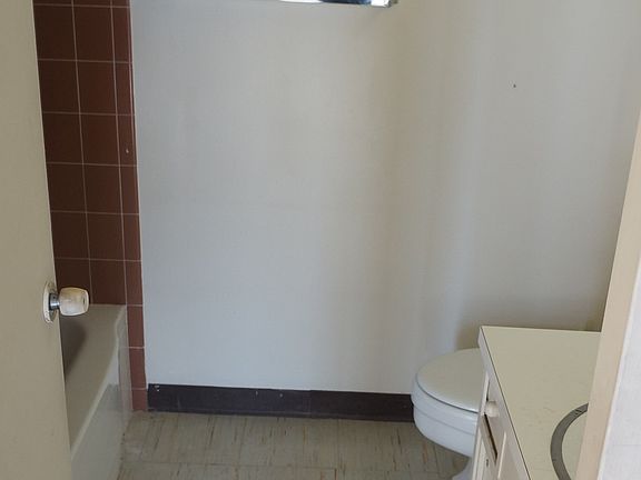 3rd image of 66 Cleary Ct APT 1009