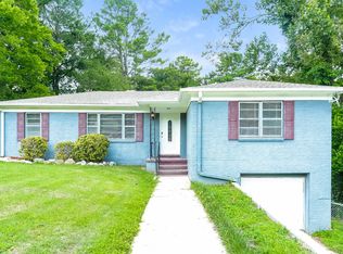 9852 Red Cliff Rd, Birmingham, AL 35215