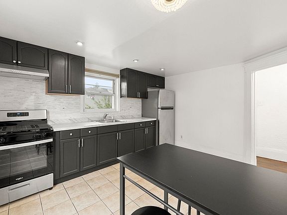 3rd image of 405 76th St Floor 2