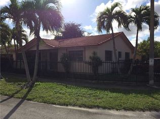 2706 W 72nd St, Hialeah, FL 33016
