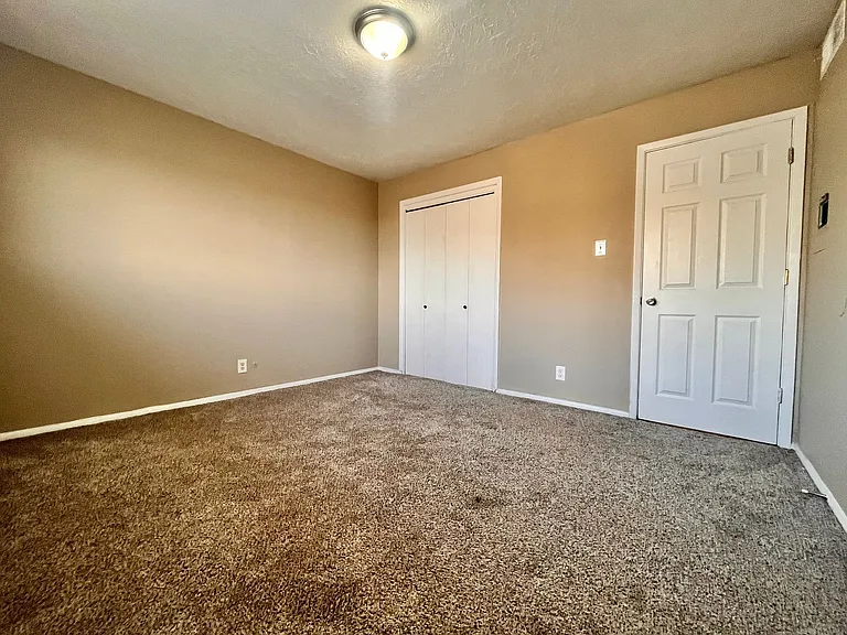 8101 Marble Ave NE — Photo 18