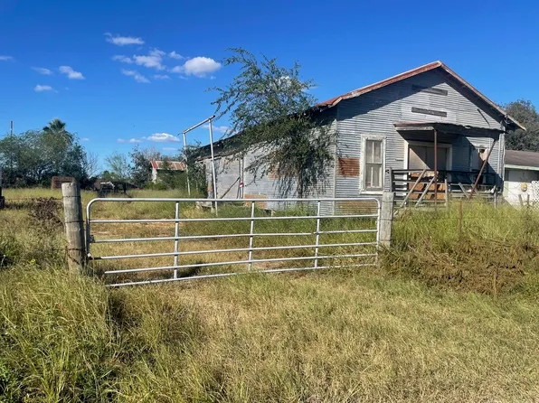 112 W Draper St, Hebbronville, TX 78361