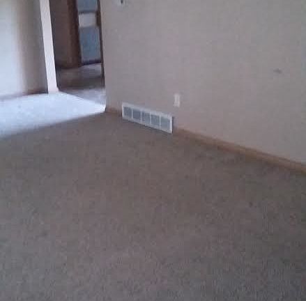 2nd image of 2940 W Forest Hill Ave