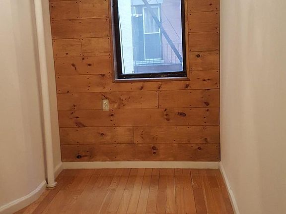 4th image of 158 Mott St APT 5