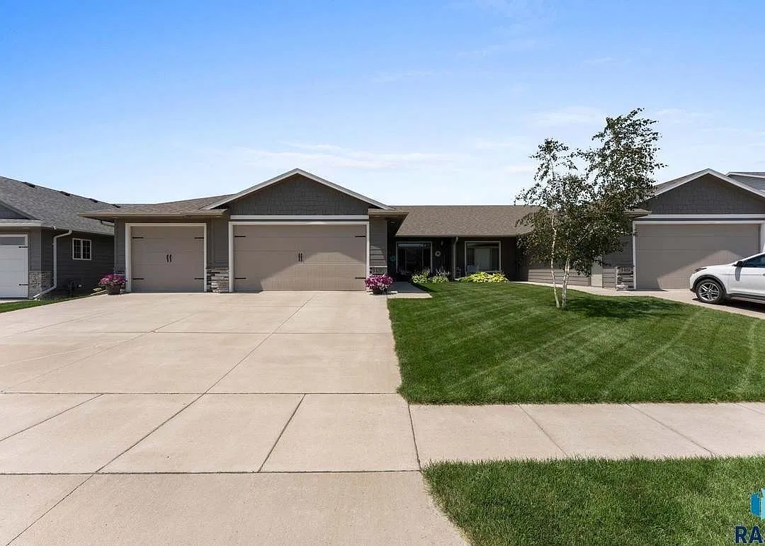 3 bed, 1649 sqft, $1,850 — Photo 2