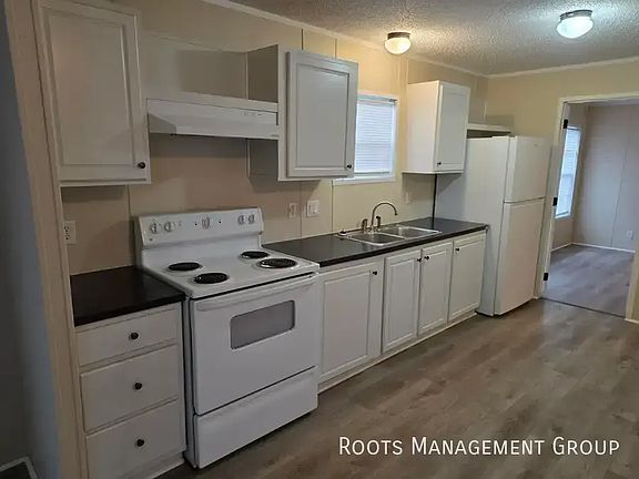 4th image of 2501 Chestnut St #2501C