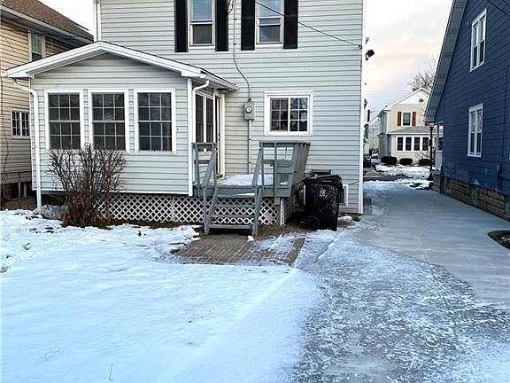 3rd image of 174 Mang Ave