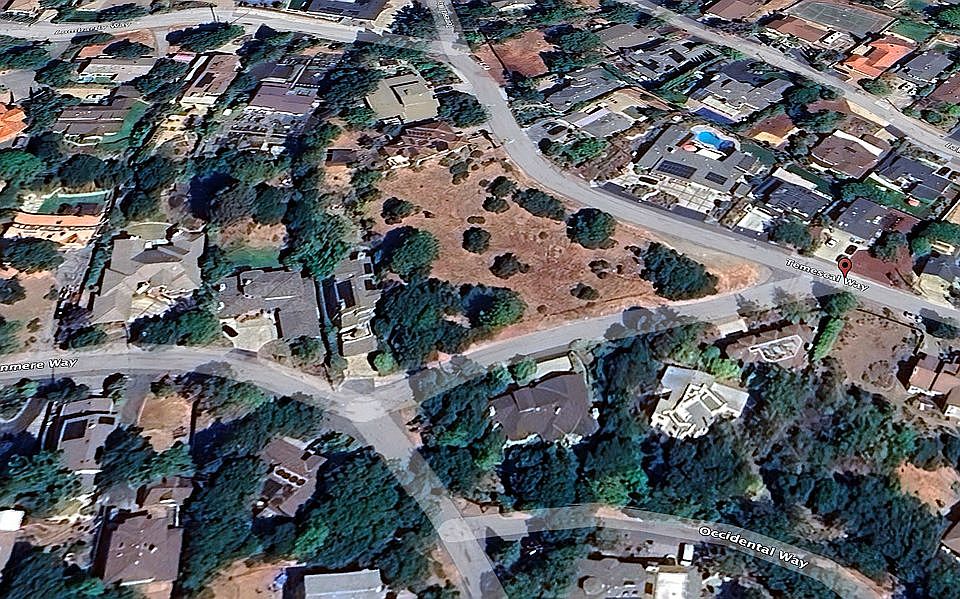 2nd image of LOT Glenmere Way