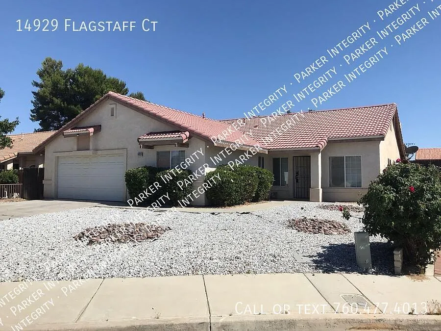 4 bed, 2019 sqft, $2,350 — Photo 2