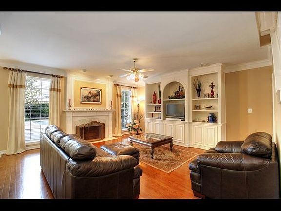 4th image of 4211 Canterbury Ct