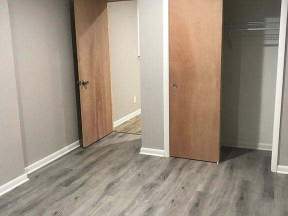 5th image of 64 Struyk Ave