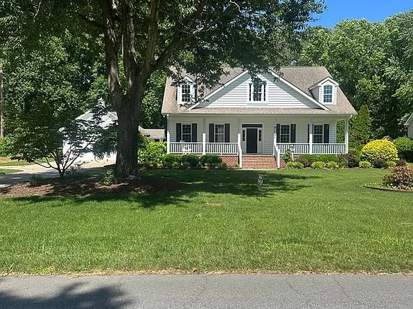 931 Small Dr, Elizabeth City, NC 27909