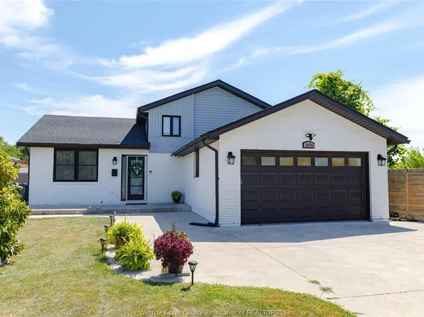 1479 Southdale Dr, Windsor, ON N8W 5N3