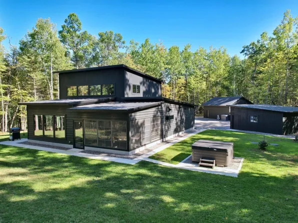 1369 Riverview Dr, Saint Germain, WI 54558