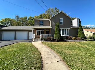 304 N 7th St, Oregon, IL 61061