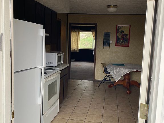 kitchen pic 2