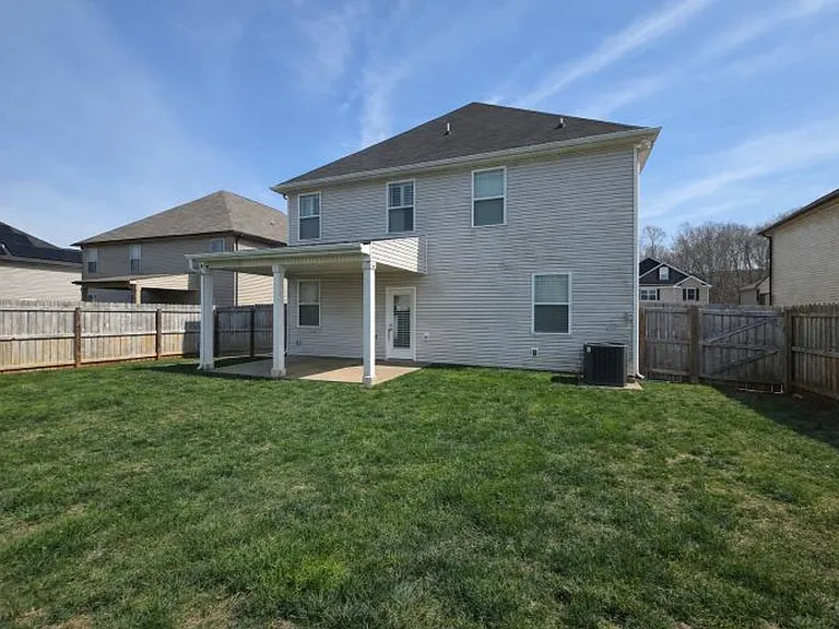 1233 Black Oak Cir — Photo 37