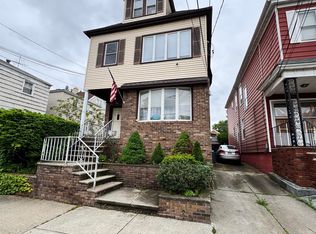 118 W 11th St FLOOR 2, Bayonne, NJ 07002