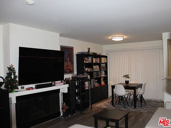 2nd image of 10105 Summertime Ln