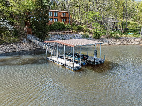 5th image of 101 Woodland Point