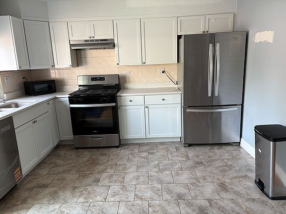 5th image of 1144 Court G