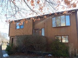 168 3rd Ave, Cranston, RI 02910