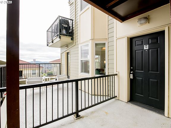 2nd image of 405 NW Uptown Ter APT 1B