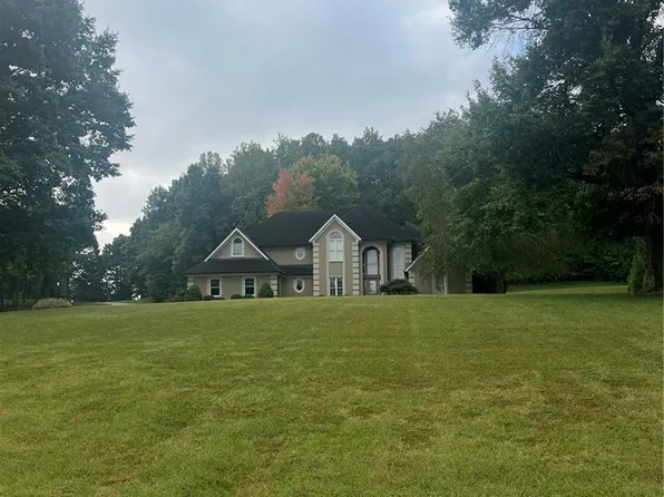140 Wellington Ln, Cape Girardeau, MO 63701
