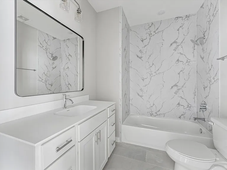 209 Clark Meadows Ln — Photo 25