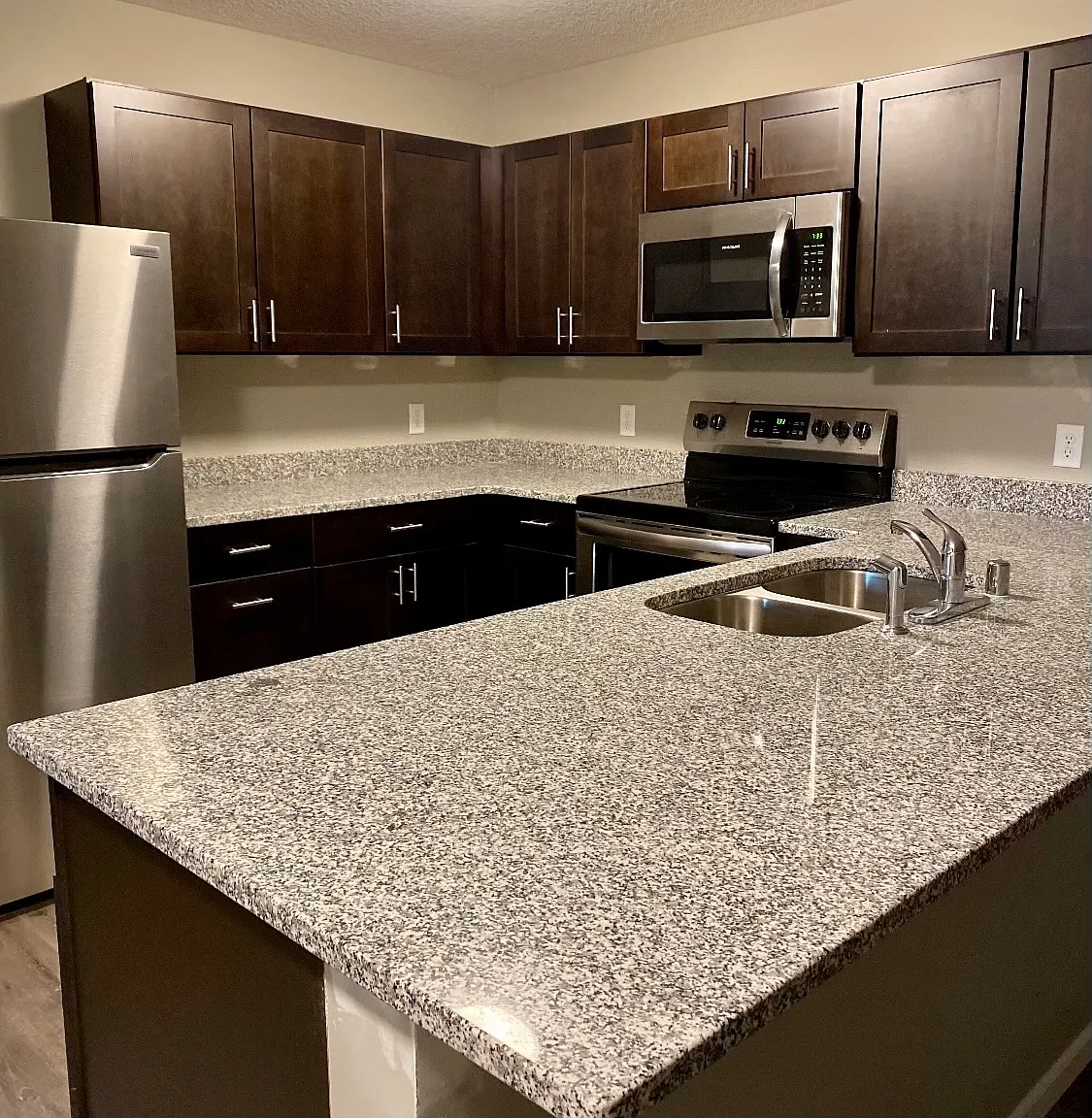 Watkins Apartments — Photo 1