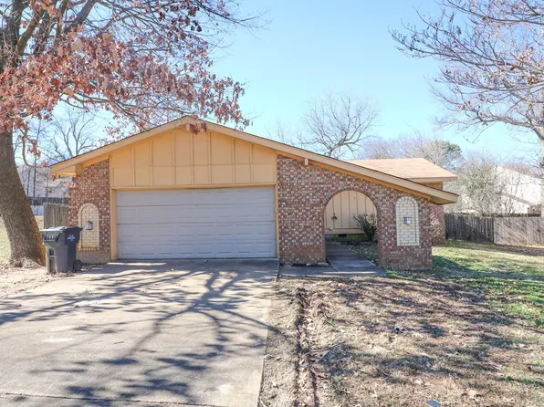 2020 Cenwood Dr, Jonesboro, AR 72401