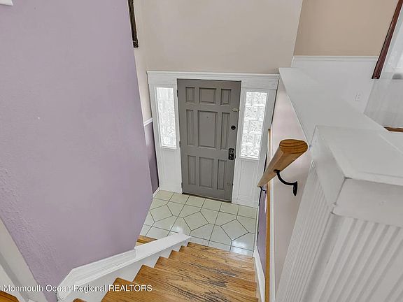 3rd image of 41 Spruce St