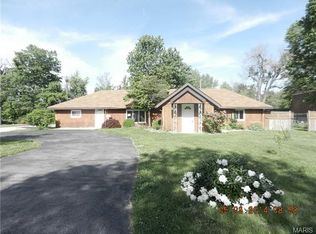 615 Westhoff Ave, O'Fallon, MO 63366