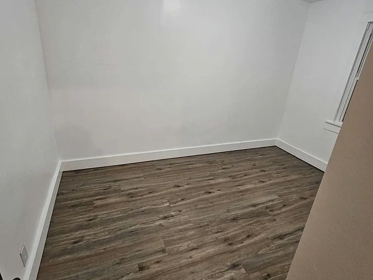 18-26 Winton Ln — Photo 4
