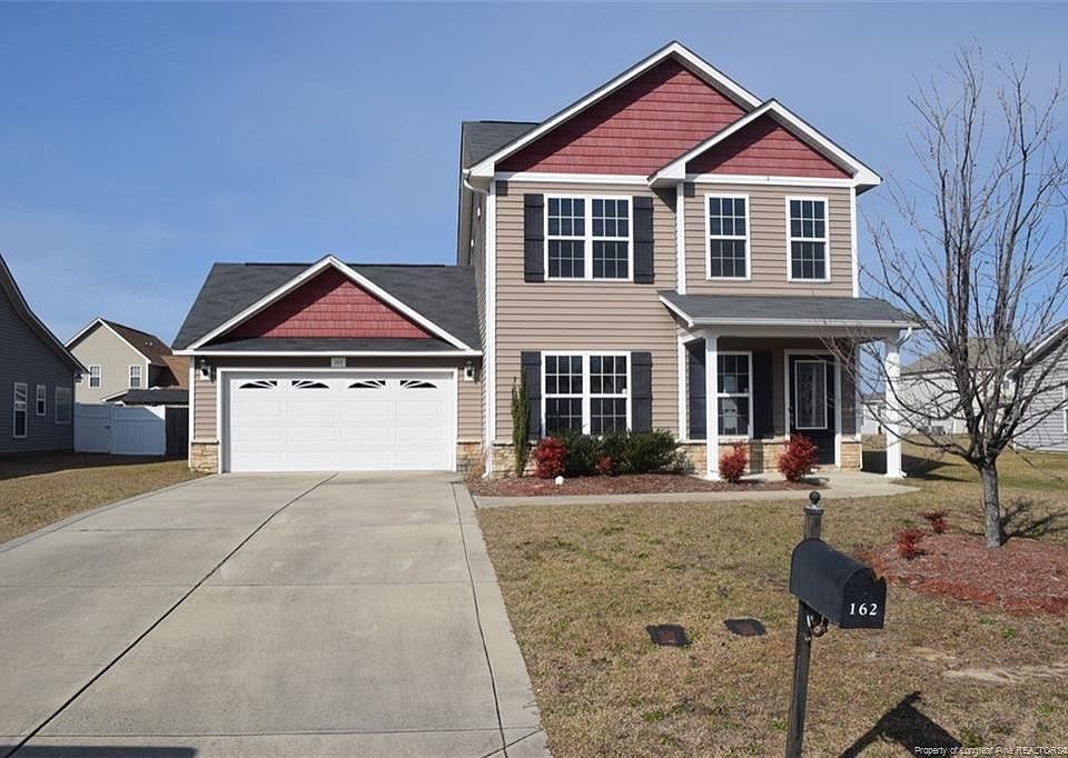 1st image of 162 Stockbridge Dr