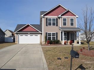 162 Stockbridge Dr, Raeford, NC 28376