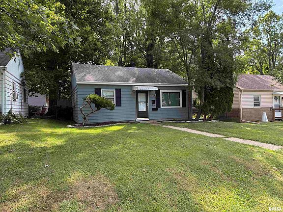 2nd image of 3824 N Dayton Ave
