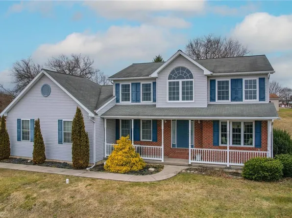 3714 Pecan Dr, Northampton, PA 18067