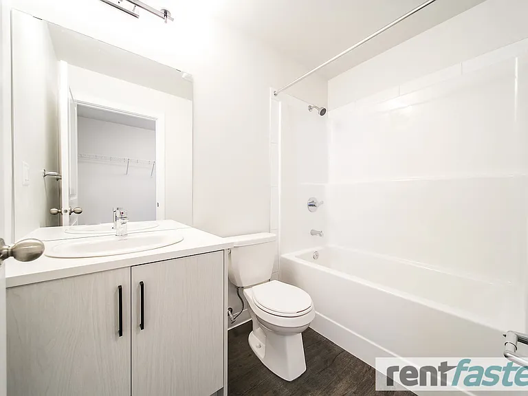 6870 Ad Astra Blvd NW — Photo 34