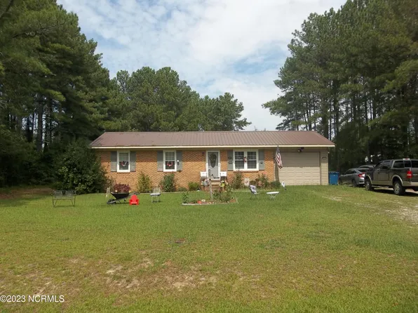 209 E Graves Street, Candor, NC 27229
