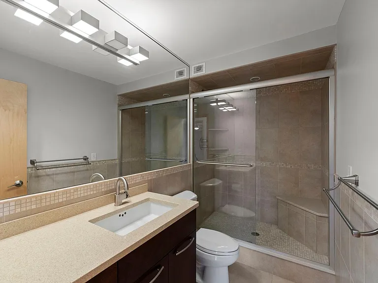 2885 Knox Ave S #502 — Photo 18