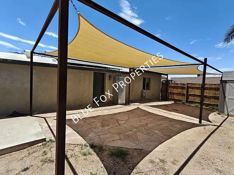619 S Highland Ave — Photo 47