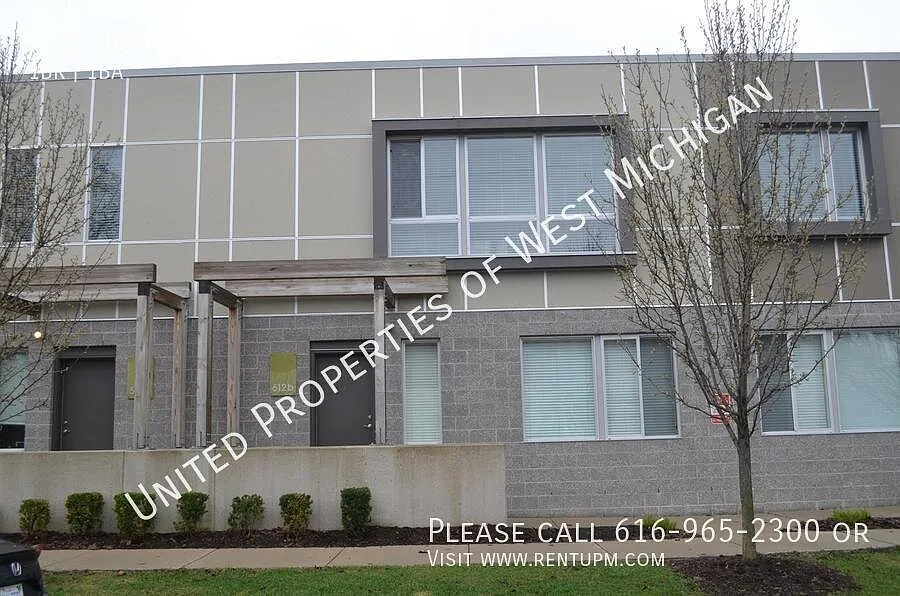 Available Now | Charmimg 1 Bed, 1 Bath Condo | Cute Modern Kitchen | Washer & Dryer In-Unit | Cen... — Photo 2