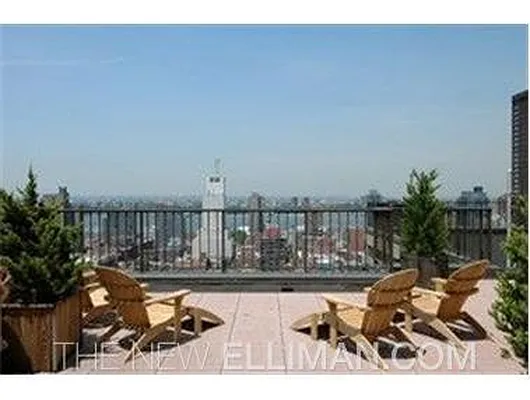 Rented by Douglas Elliman | media 7