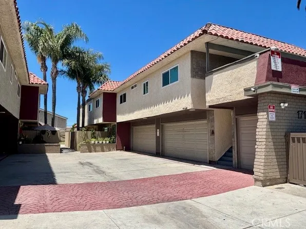 17171 Elm Ln, Huntington Beach, CA